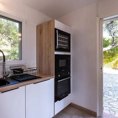 Vakantiehuis Sognu By Interhome Sainte-Lucie de Porto-Vecchio